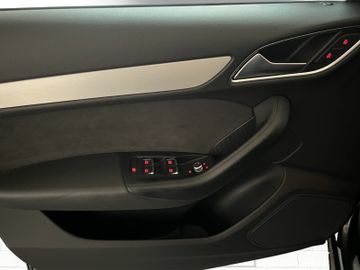 Bild 10 Audi Q3 2,0 TDI S-line competition