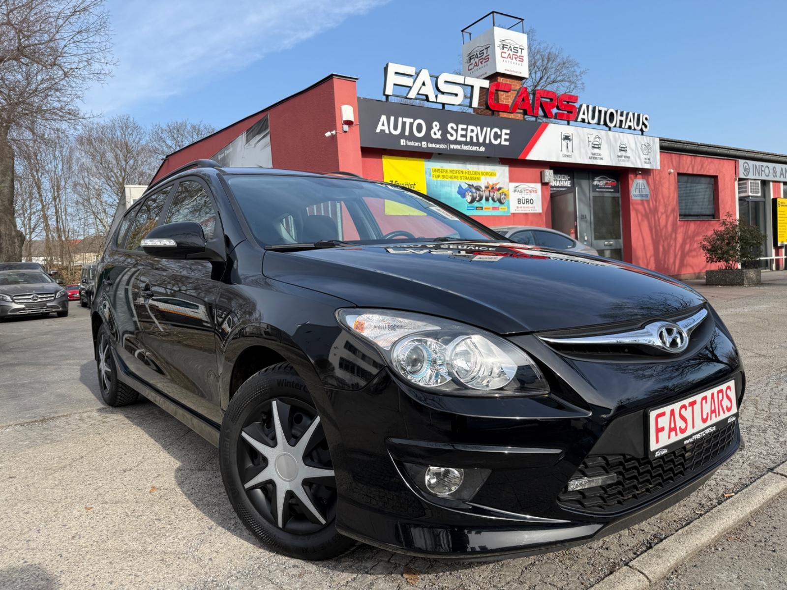 Hyundai i30 CW 1.6 CRDi 66 kW Classic NAV KLIMA SHZ PDC