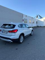 BMW X1 sDrive 18d Aut. Advantage | TÜV 04/27 - BMW X1: 2.0
