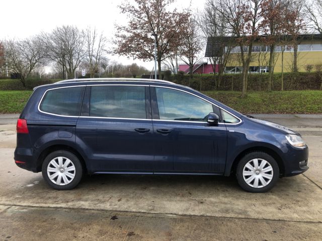 Volkswagen Sharan 2,0TDI Life BMT   1-Hand+ 7-Sitzer+Extras