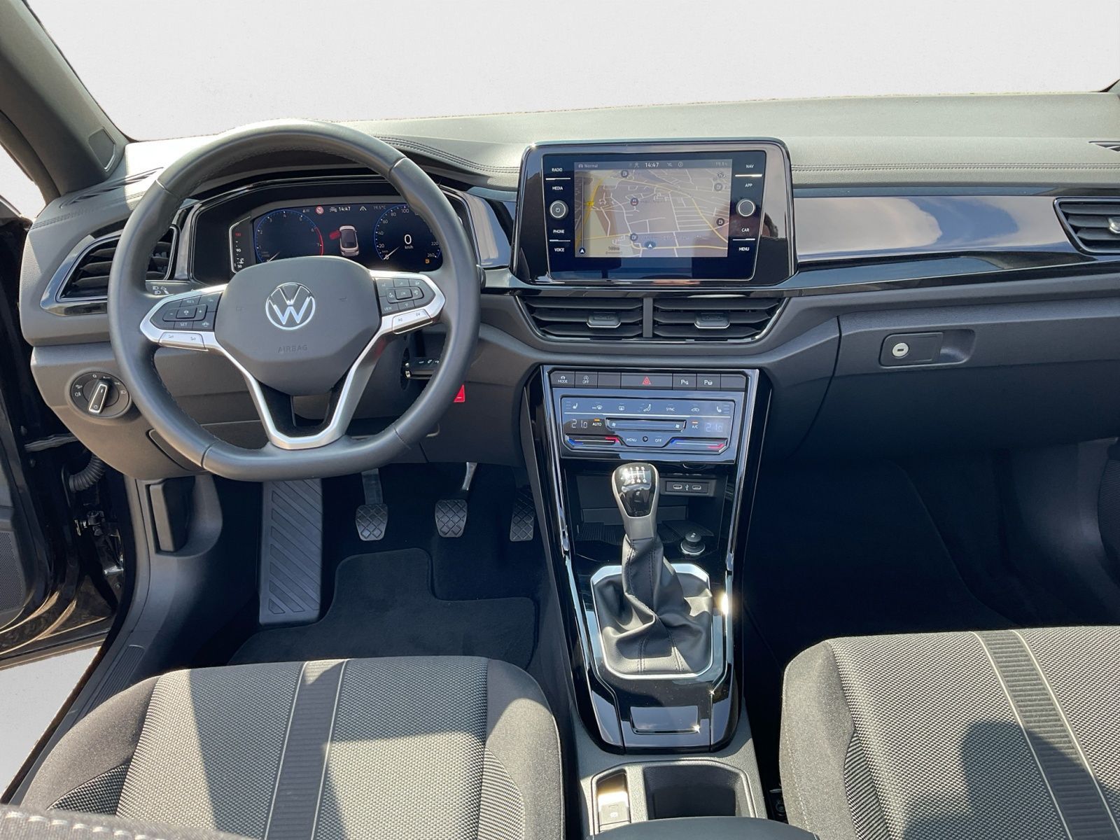 Volkswagen T-Roc - Bild 11