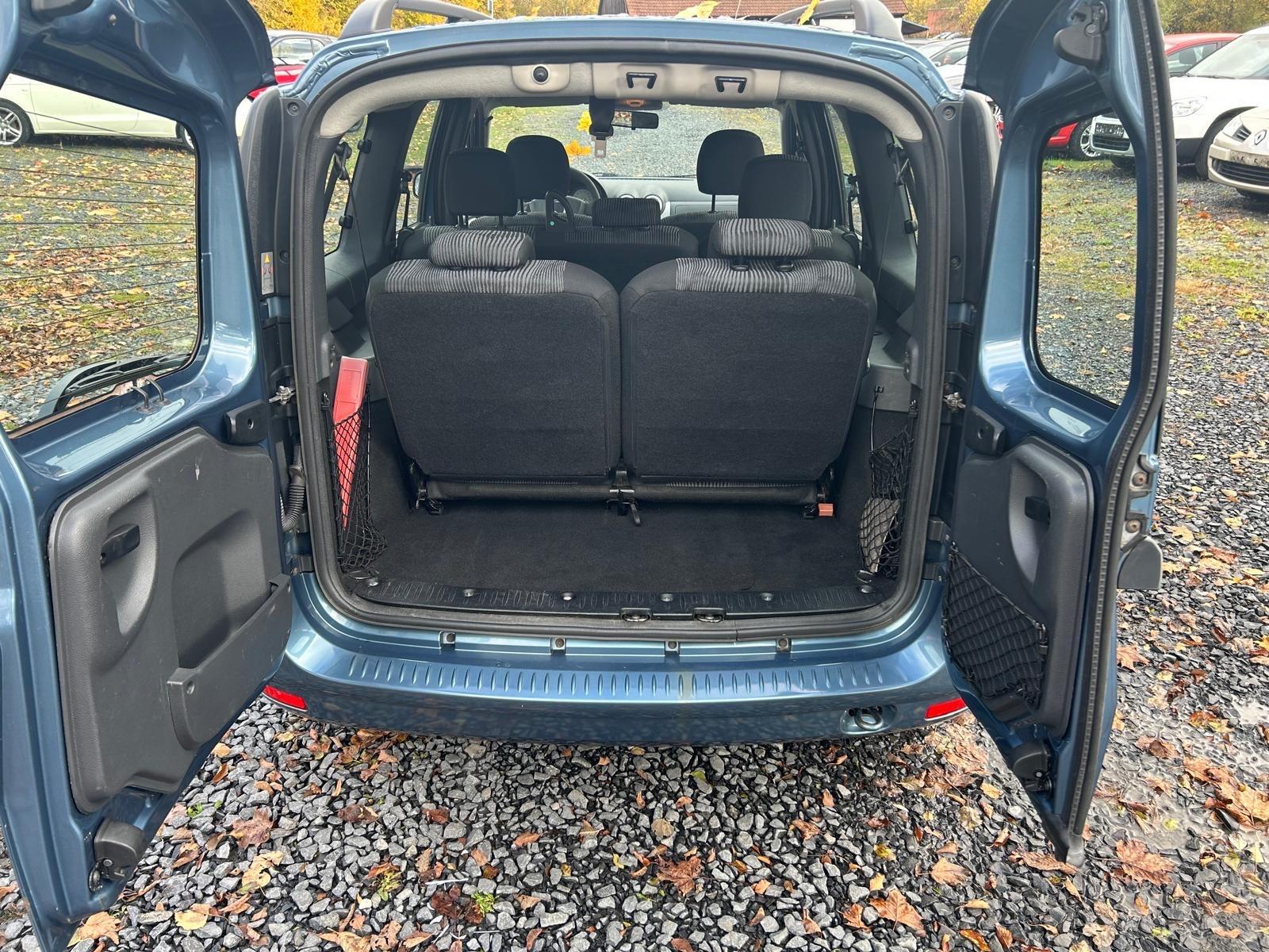 Dacia Logan 2009 — photo 7