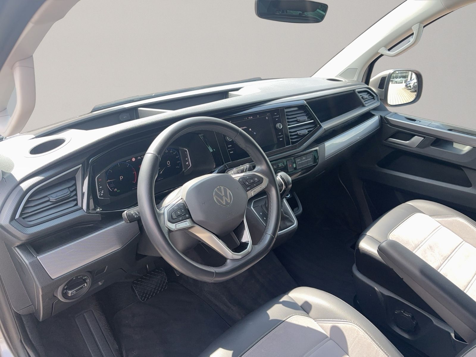 T6.1 Multivan 2.0 TDI Generation Six, AHK, Digit