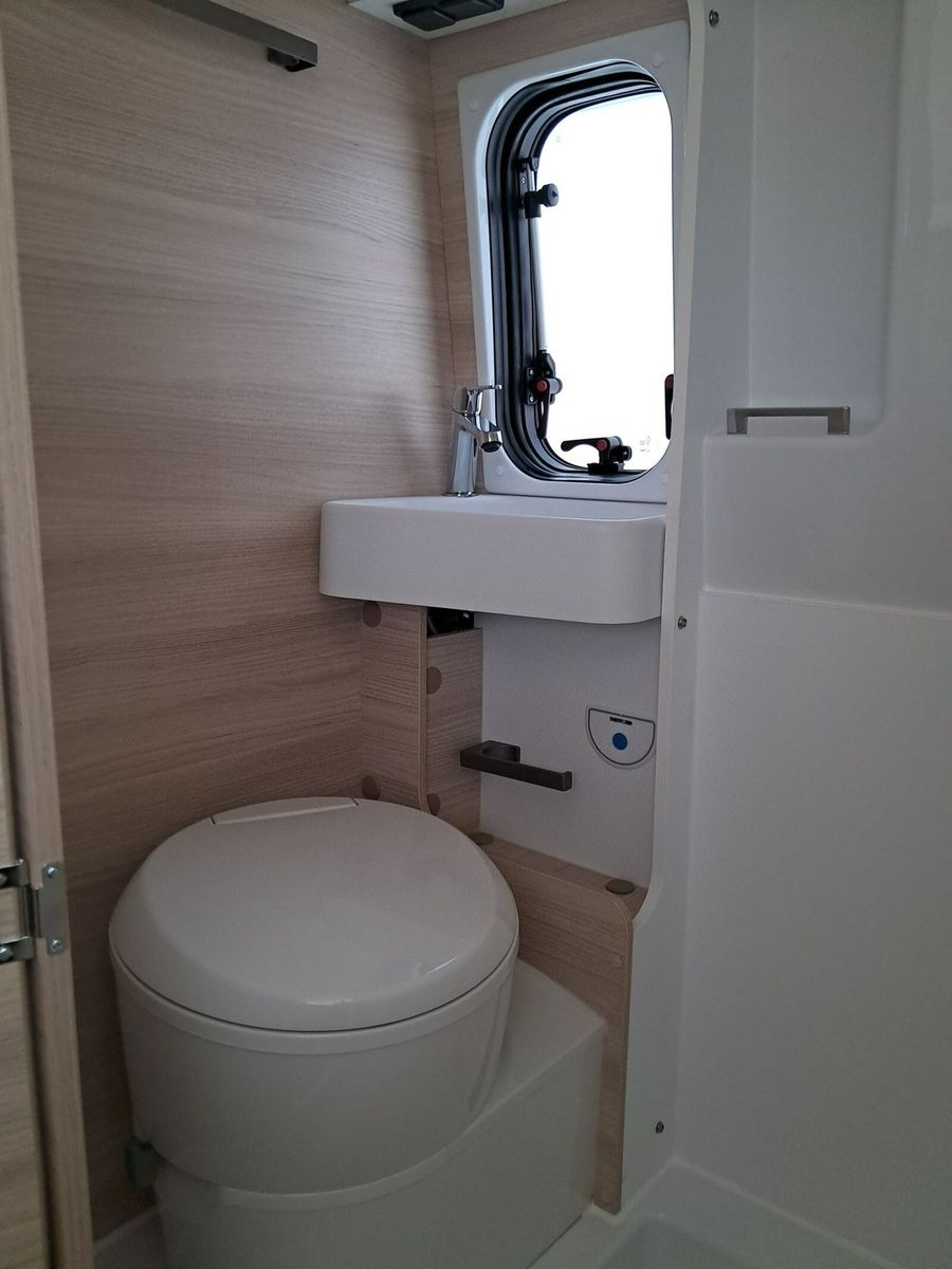 Fahrzeugabbildung Chausson Van First Line V594 Autom.Markise.Solar.Kamera