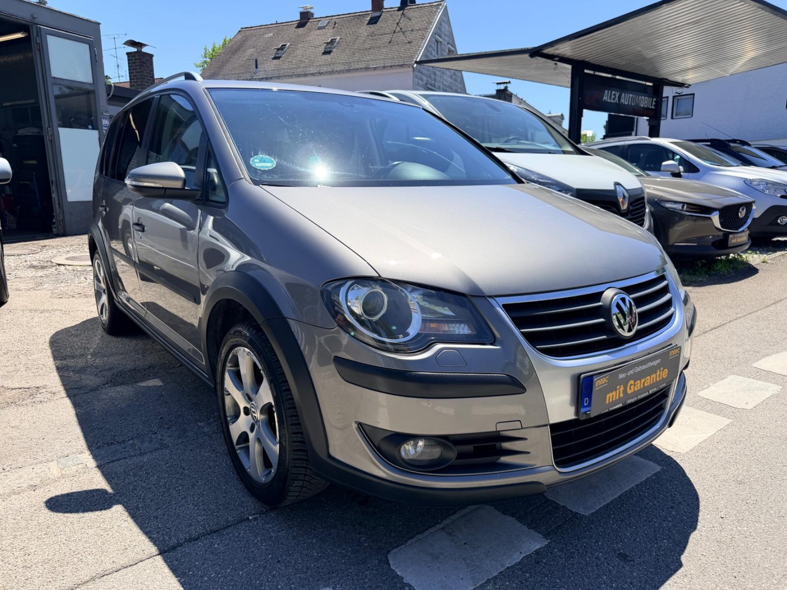 Volkswagen Touran 1.4 TSI Cross Navi PDC Euro 5