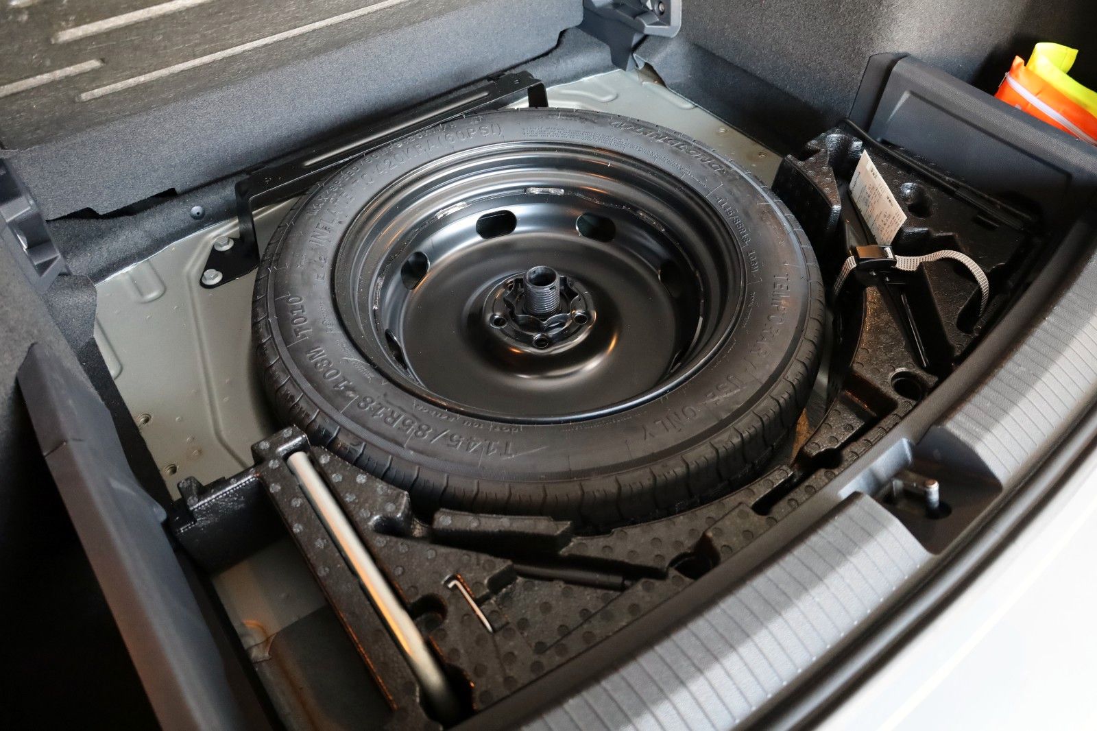 Fahrzeugabbildung Volkswagen Tiguan Allspace Highline,Navi,ACC,Panorama,AHK