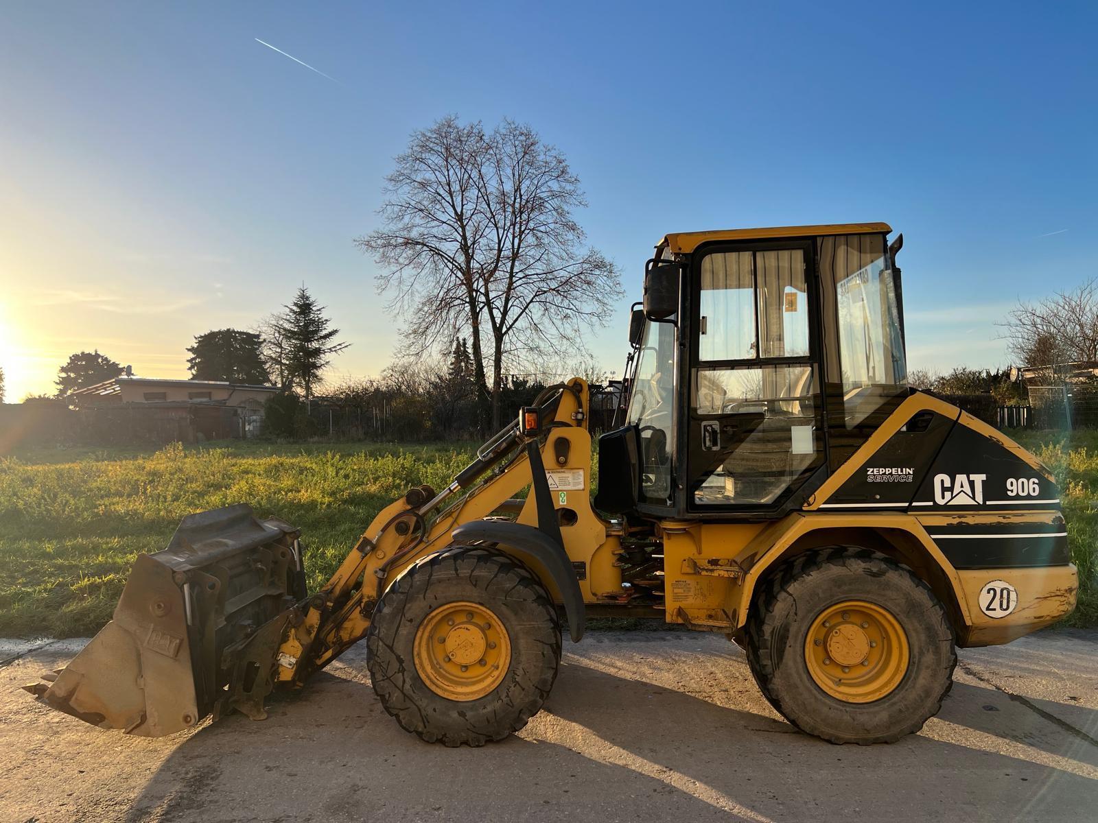 CAT 906 Klappschaufel & Gabel 1.Hand