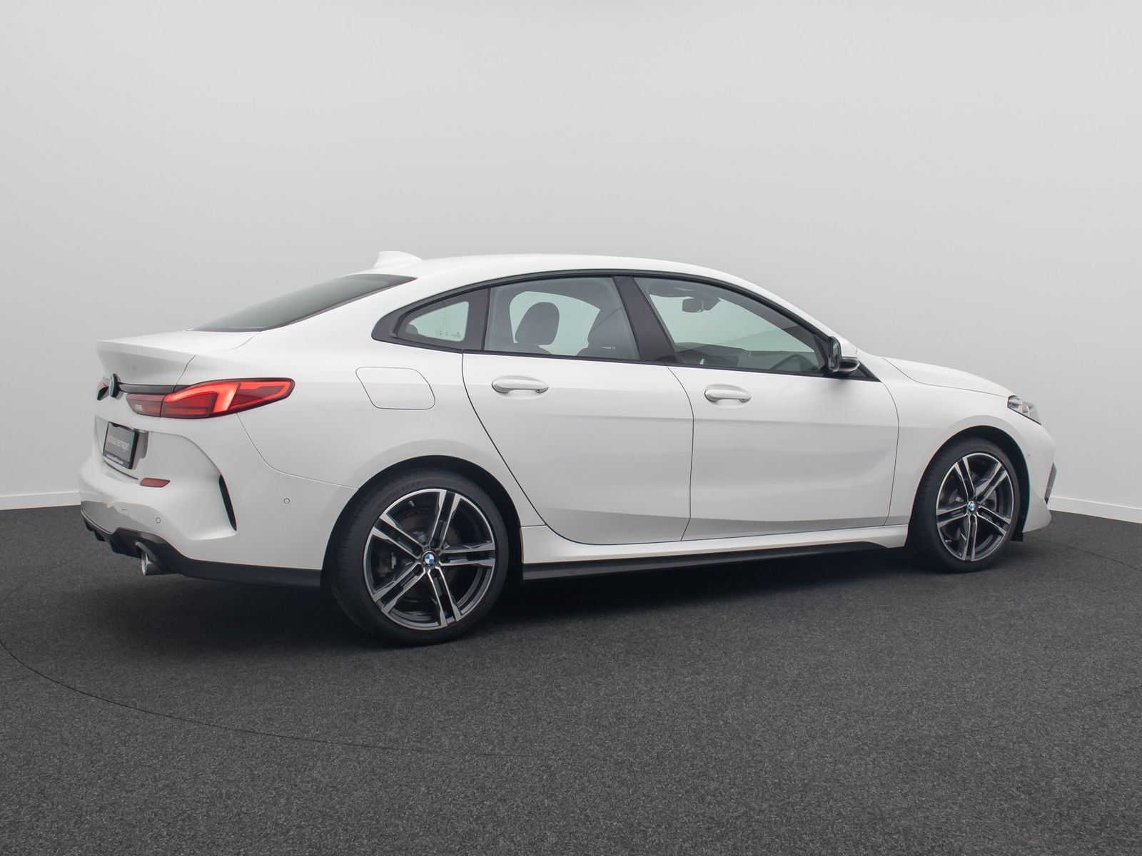 Fahrzeugabbildung BMW 220d Gran Coup&eacute; M Sport HUD H/K DAB Komfort 18Zl