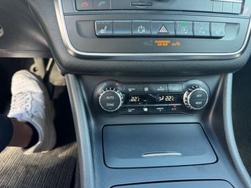 Mercedes CLA 200 - 5