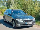 BMW 530d xDrive Touring  Automatik Tuv Neu Festpreis - BMW 530: Grün