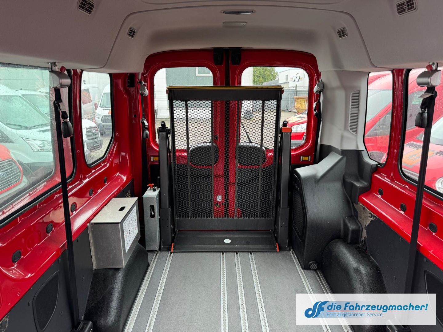 Fahrzeugabbildung Ford Transit Kombi 350 L3 Trend 2.2 TDCi DPF *2269 *K