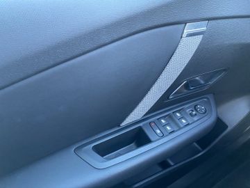 Citroën C4 Shine PT 130 Navi+SHZ+HUD+RFK+Carplay+LED+LM