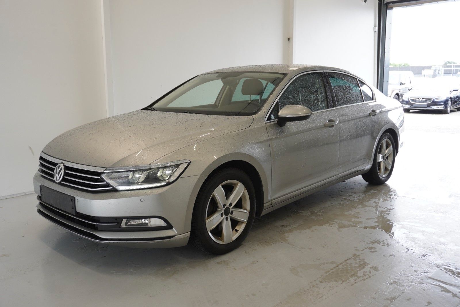 VW Passat