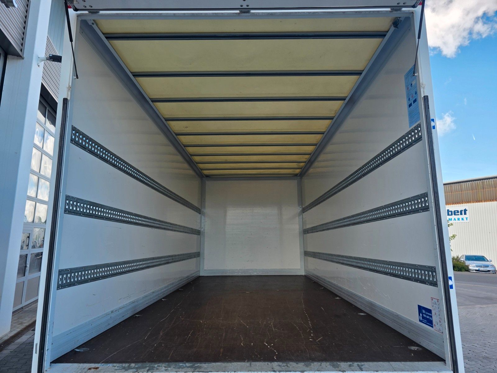 Fahrzeugabbildung Iveco Eurocargo ML75E16 LBW 1.000kg Klima Schalter