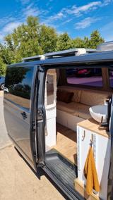 Volkswagen T5 Wohnmobil, Selbstausbau, langer Radstand - Offers