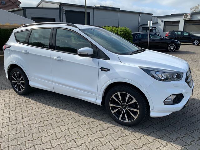 Fahrzeugabbildung Ford Kuga 1,5 EcoBoost ST-Line+Navi+Bluetooth+Sitzh.