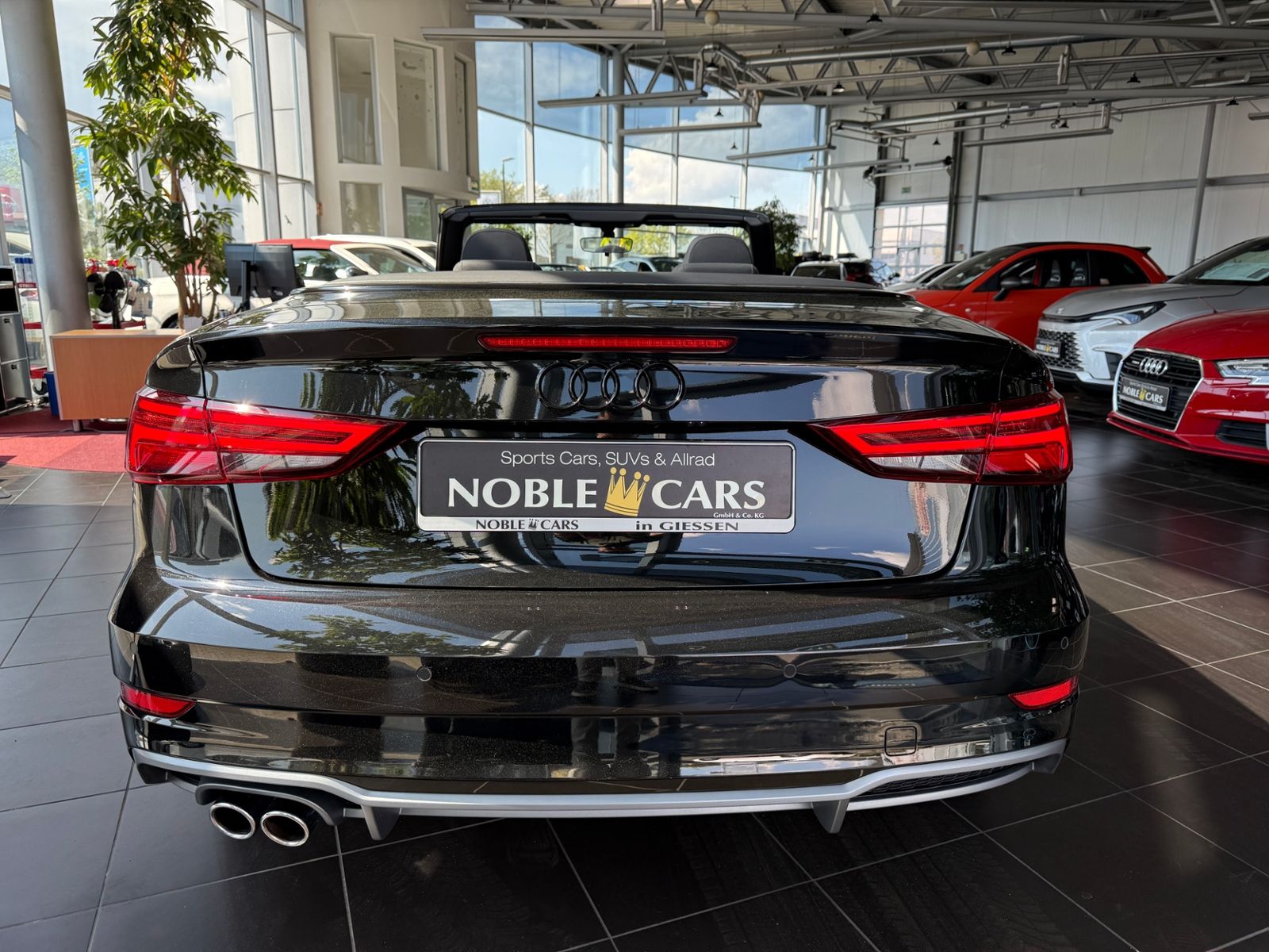 Fahrzeugabbildung Audi A3 Cabriolet 35 TFSI S line B&O ACC LED