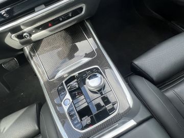 BMW X7 - 12