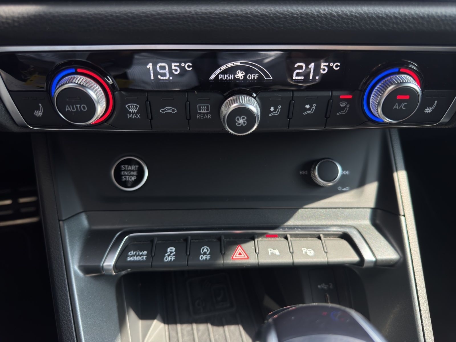 Audi Q3 Sportback 35 TFSI S LINE LED LM20 OPTIK DAB+ foto 18