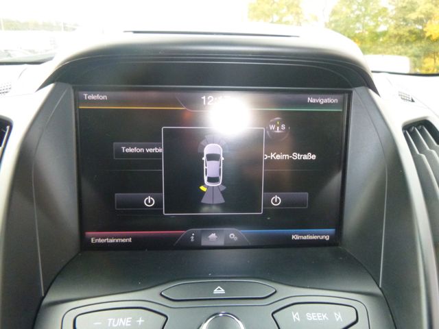 Fahrzeugabbildung Ford Kuga 2,0 TDCi Titanium >4x4/AHK/Sitzheiz/PDC<