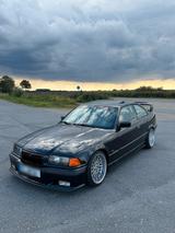 BMW e36 323i Coupé - BMW 323: Coupe, 323i