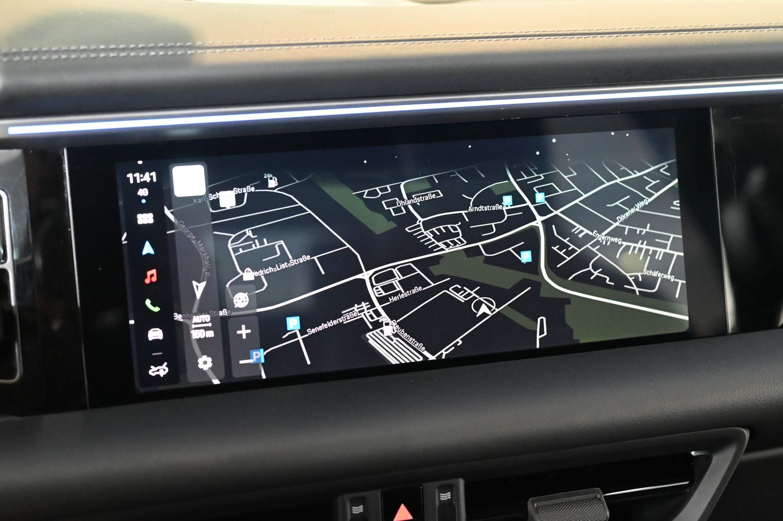 Porsche Macan Electric 100 kWh HUD ACC Leder CarPlay LED foto 10