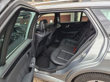 Mercedes E 250 - 5