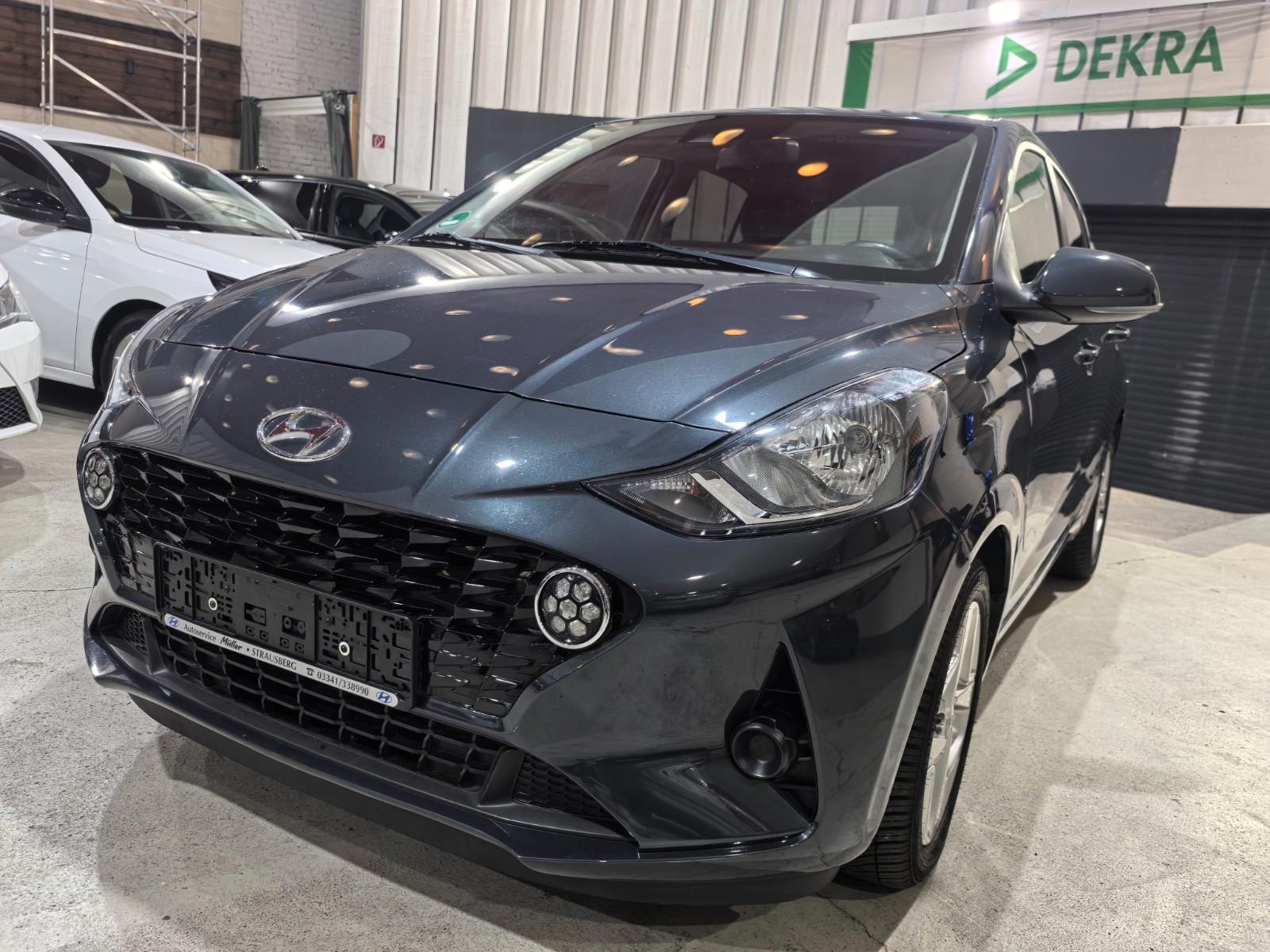 Hyundai i10 Edition 30 Touchscreen/1Hand/Sheckheft