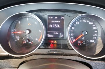 Volkswagen Passat 1.6 TDI Comfortline ACC+KAM+LED+17"+AHK