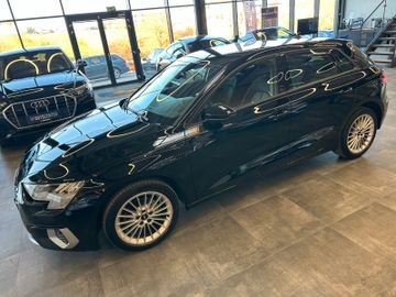 Audi A3 Sportback 35 TDI *1.HAND*19%*NAVI*ACC*SPURASS