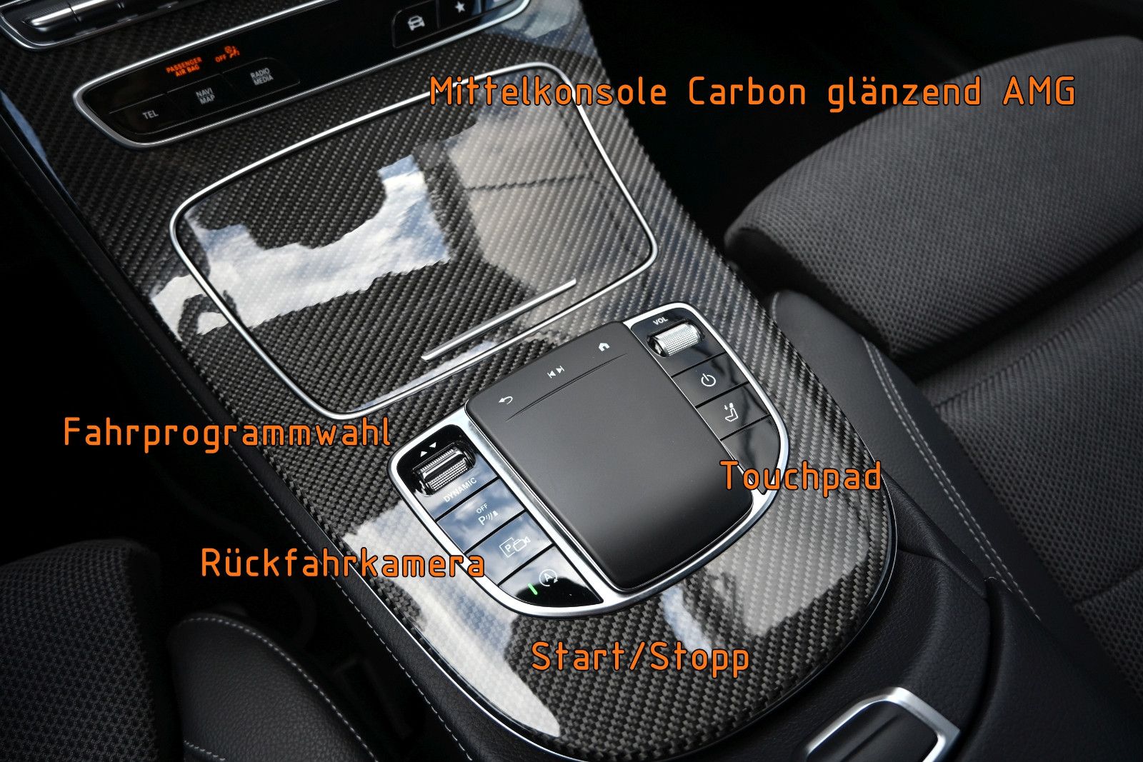Fahrzeugabbildung Mercedes-Benz E 200 4Mat. T NIGHT °ACC°AHK°BURM°HUD°STANDHEIZ°