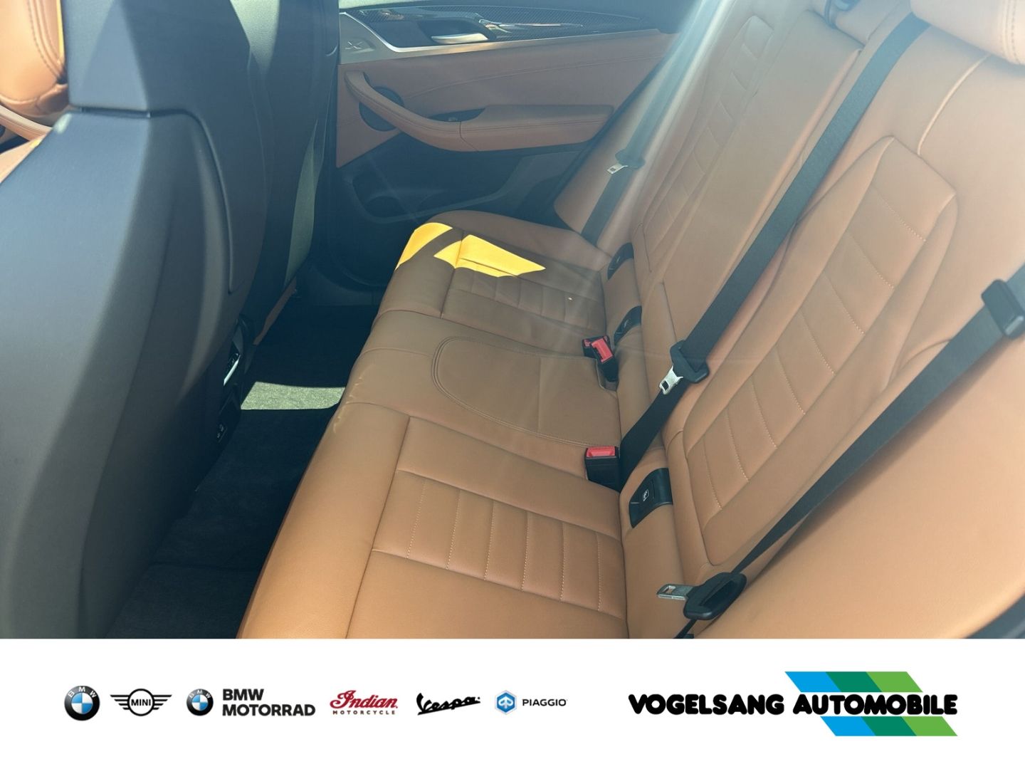 Fahrzeugabbildung BMW X4 M40i,Panodach,HeadUp,Standheizung,AHK,H&KSoun