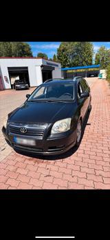 Toyota Avensis StationWagon 2.0 - Toyota Avensis aus 2006: Kombi