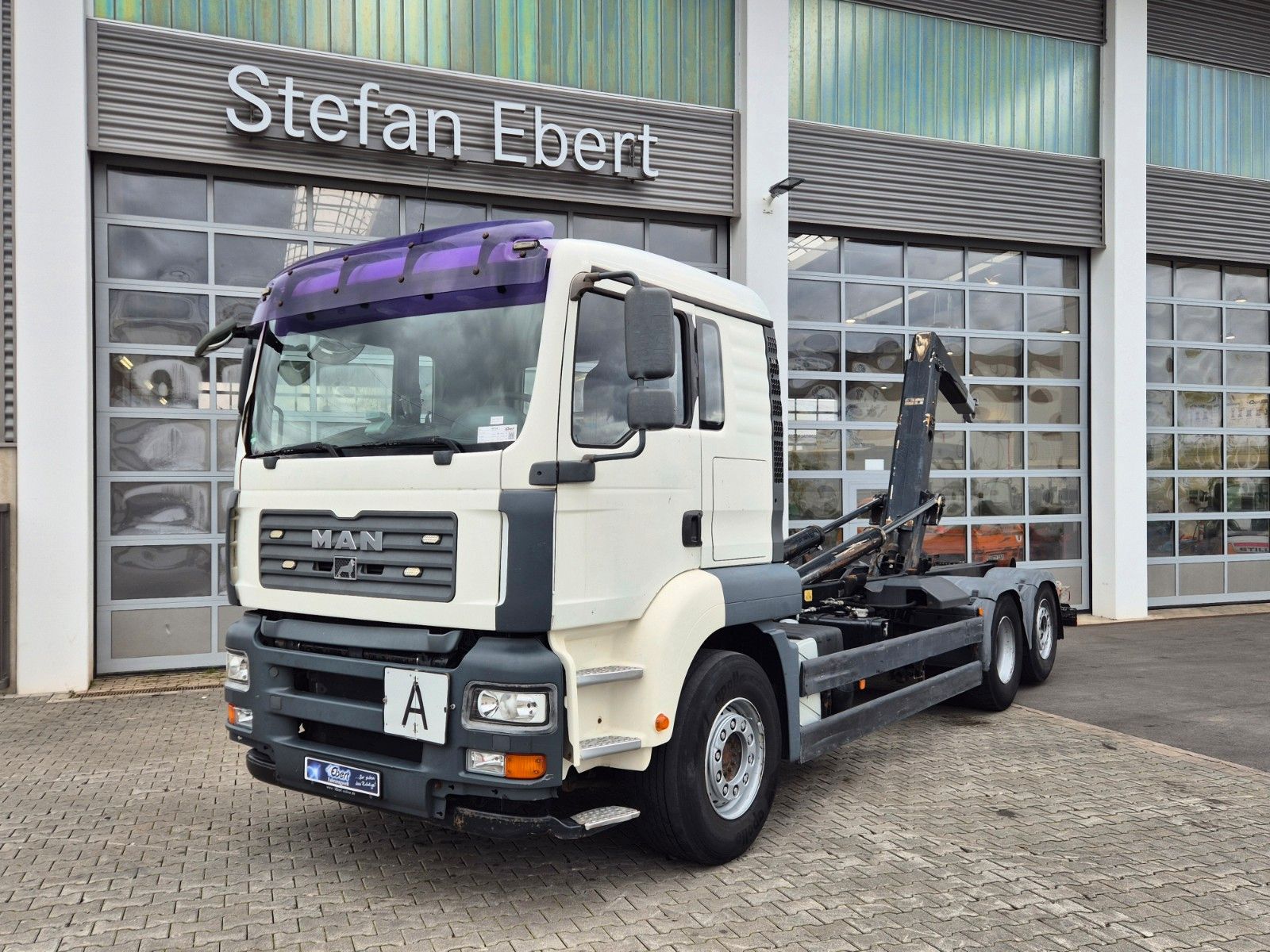 Fahrzeugabbildung MAN TGA 26.440 6x2-2 BL Meiller RK 20.70 Bett