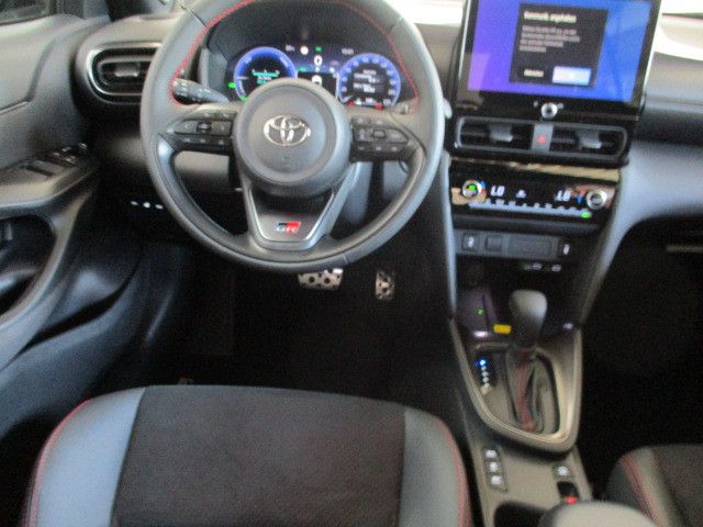 Fahrzeugabbildung Toyota Hybrid FWD GR Sport, Premium-Paket