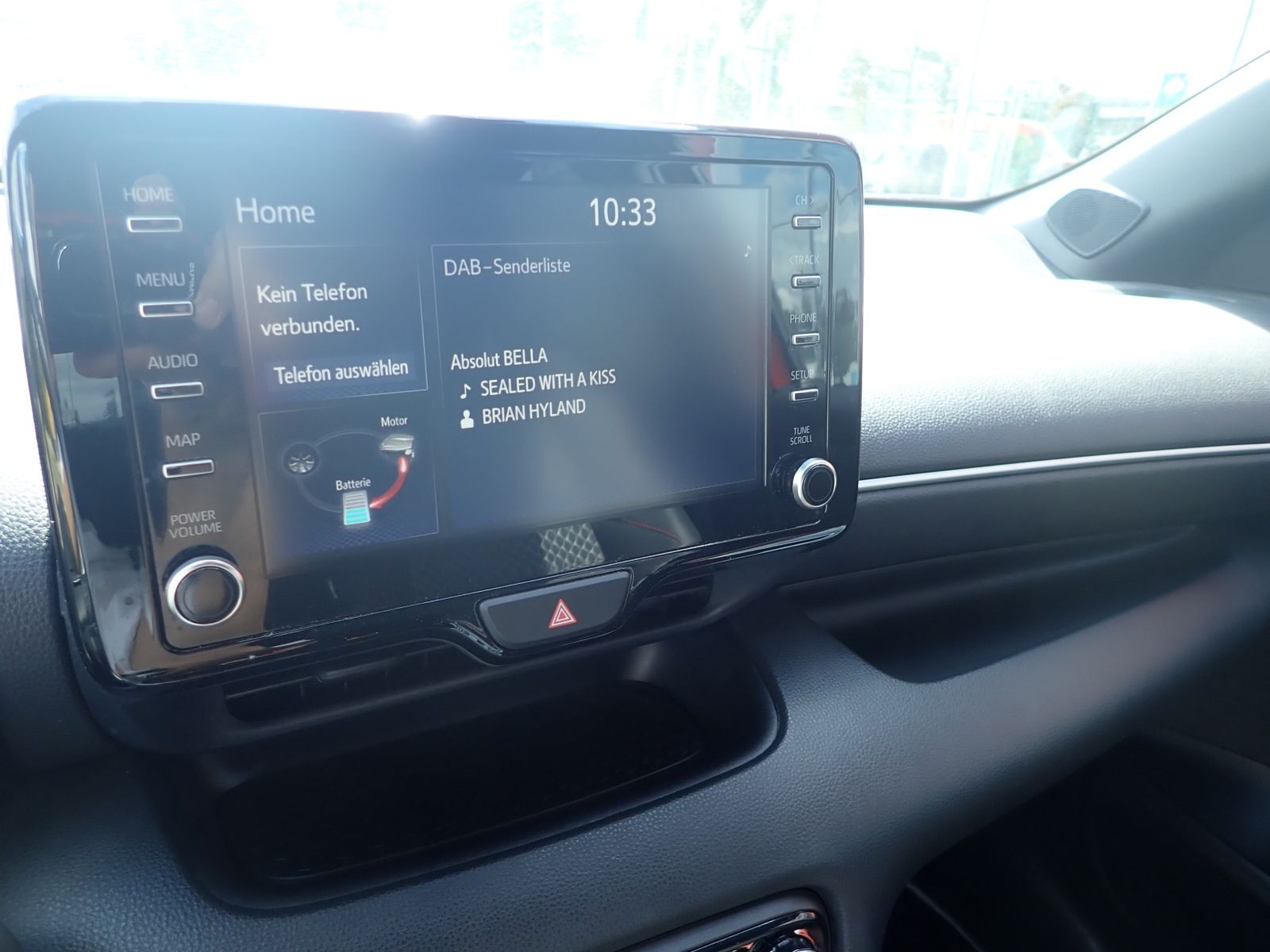 Fahrzeugabbildung Toyota Yaris Hybrid Premiere Edition/KLIMA/GJR/KAMERA