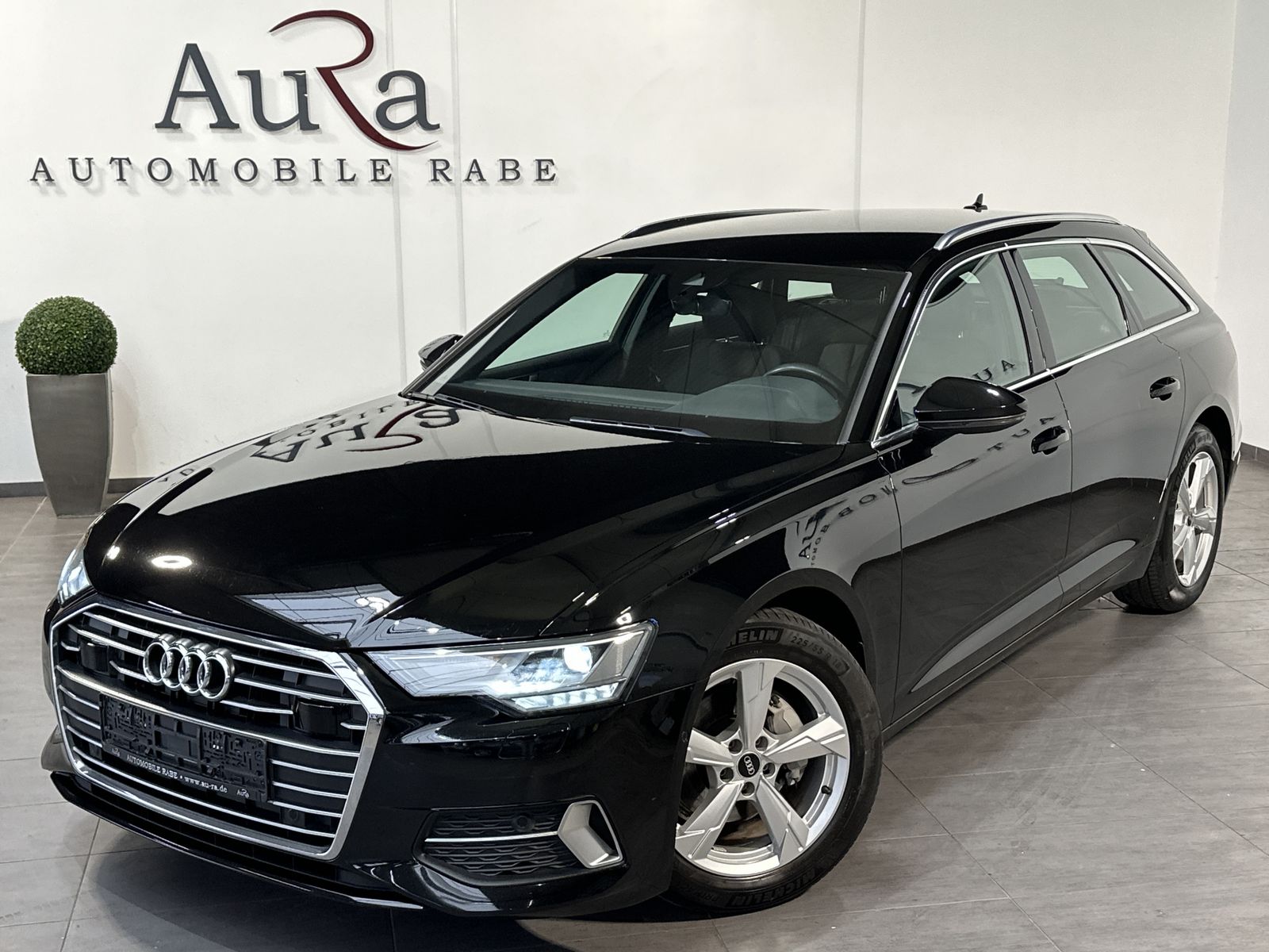Fahrzeugabbildung Audi A6 Avant 35 TDI Sport NAV+LED+ACC+DSP+V-COCKPIT