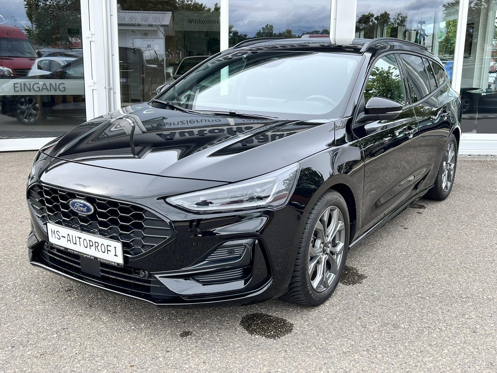 Ford Focus ST-Line X Pano Navi Lane-Assist Kamera AHK