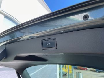 Fahrzeugabbildung SKODA Kamiq 1.0 TSI Ambition DSG Navi DAB Virtuell uvm