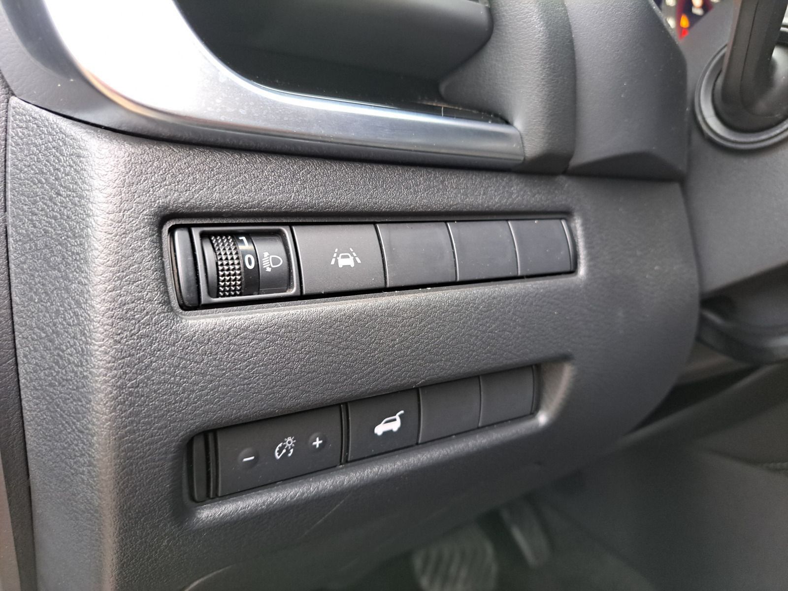 Fahrzeugabbildung Nissan Qashqai 1.5 VC-T e-POWER N-Connecta Winter Busin