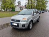 Ford Fusion 1,6 16V + +