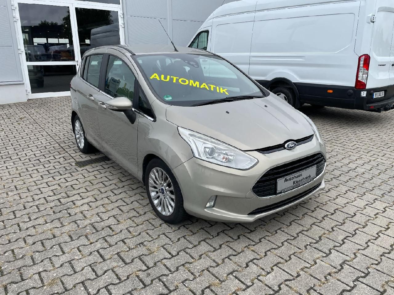 Fahrzeugabbildung Ford B-MAX Titanium, Autom., Kamera, Sitzheiz.