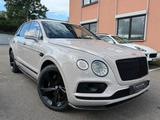 Bentley Bentayga 6.0 W12 4WD Aut. / CARBON / PANO / - Bentley aus 2018