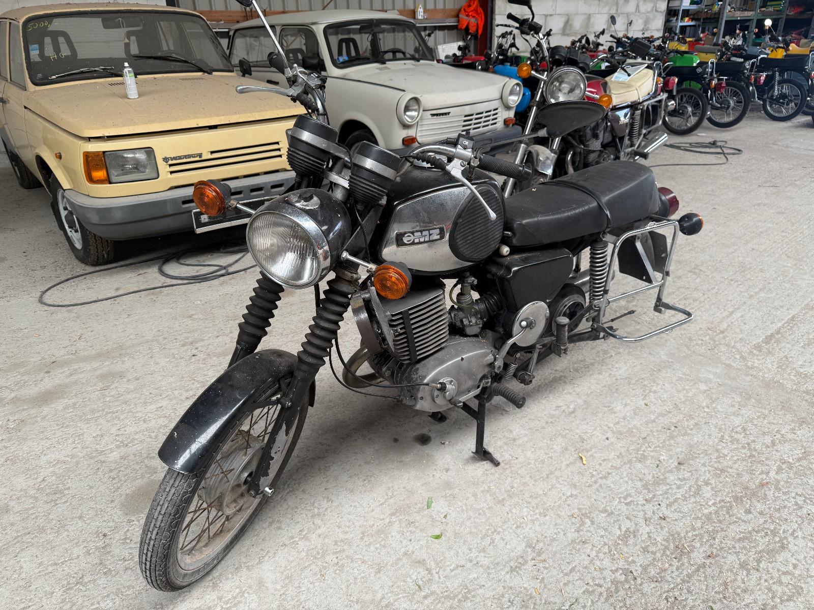 Simson MZ 250 - Ersatzteilspender