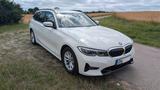 BMW 320d Touring | AHK | PANO | SPORTSITZE | LED |