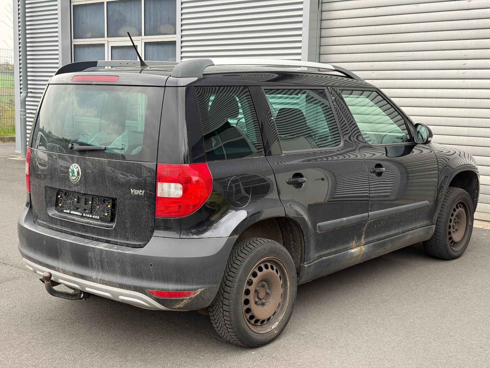 Fahrzeugabbildung SKODA Yeti Ambition Plus Edition AHK SHZ PDC GRA Klima