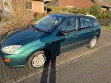 Ford Focus 1.6 Ambiente Ambiente - Ford Focus aus 1999