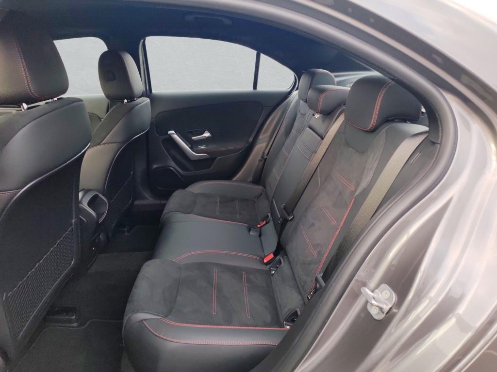 Mercedes-Benz A 250 4MATIC Limo AMG+MultiBeam+Kamera+Keyless