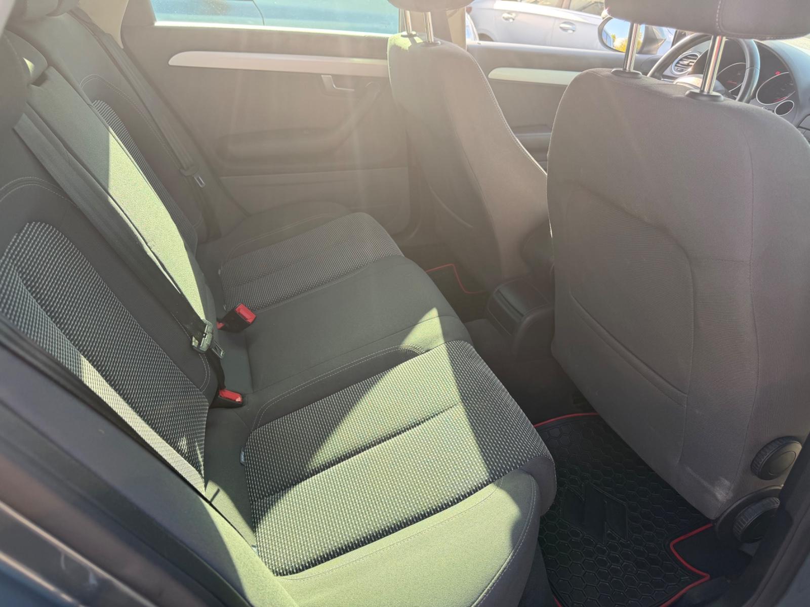 Seat Exeo 2013 — photo 11