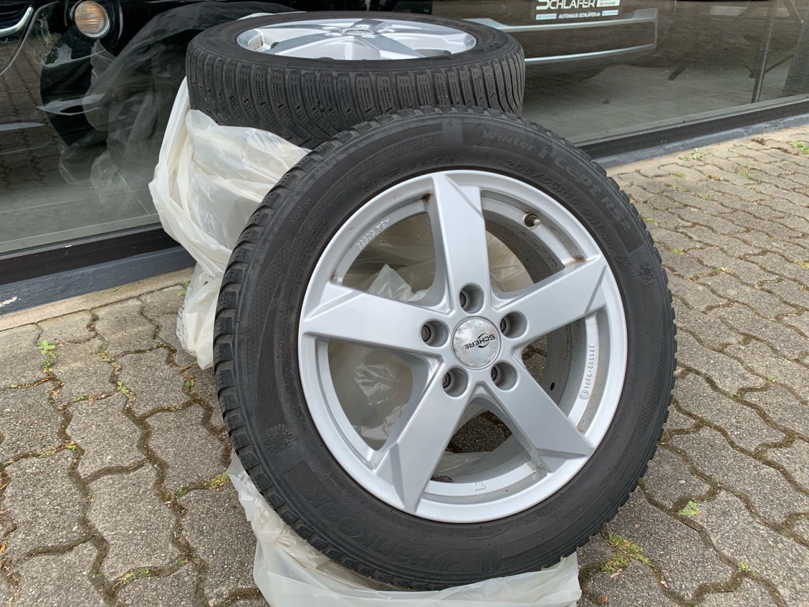 Fahrzeugabbildung Volkswagen Golf VII 1.0 TSI BMT/Start-Stopp Join Navi